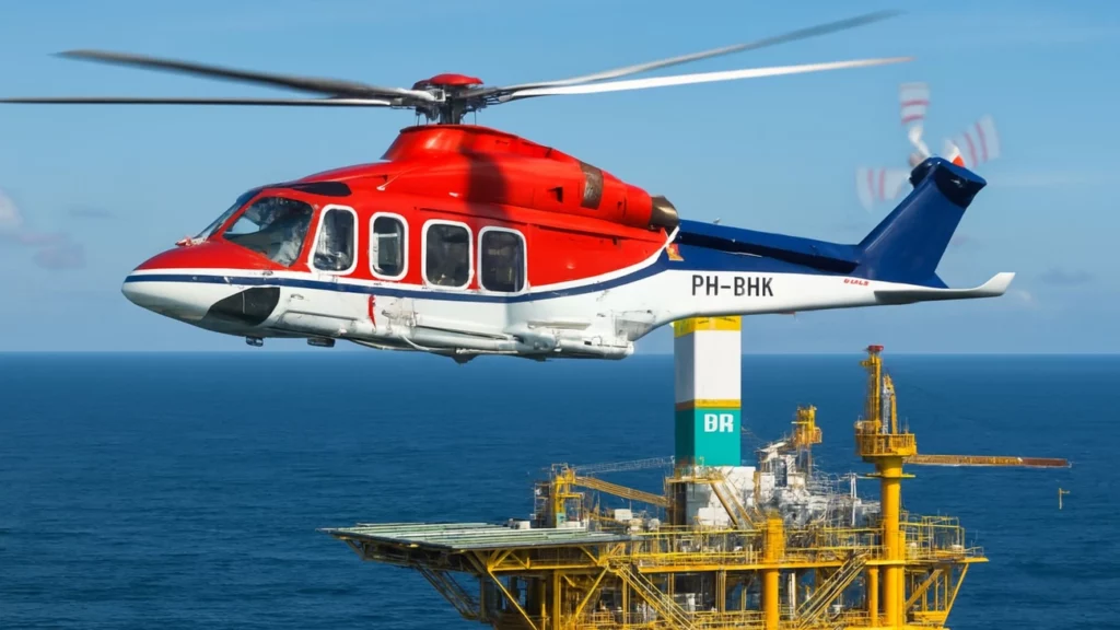CHC do Brasil assina contrato de cinco anos com Petrobras para voos aeromédicos de emergência offshore nas plataformas com helicóptero AW139 1 CHC do Brasil assina contrato de cinco anos com Petrobras para voos aeromédicos de emergência offshore nas plataformas com helicóptero AW139