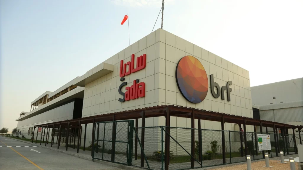 Da desconfiança ao rali: o que fez a MBRF, dona da Sadia, saltar mais de 20% em dois pregões