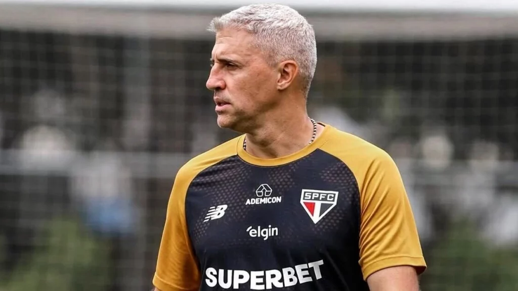 São Paulo escala time alternativo contra Portuguesa hoje para manter viva a esperança de classificação no Paulista 1 São Paulo escala time alternativo contra Portuguesa hoje para manter viva a esperança de classificação no Paulista